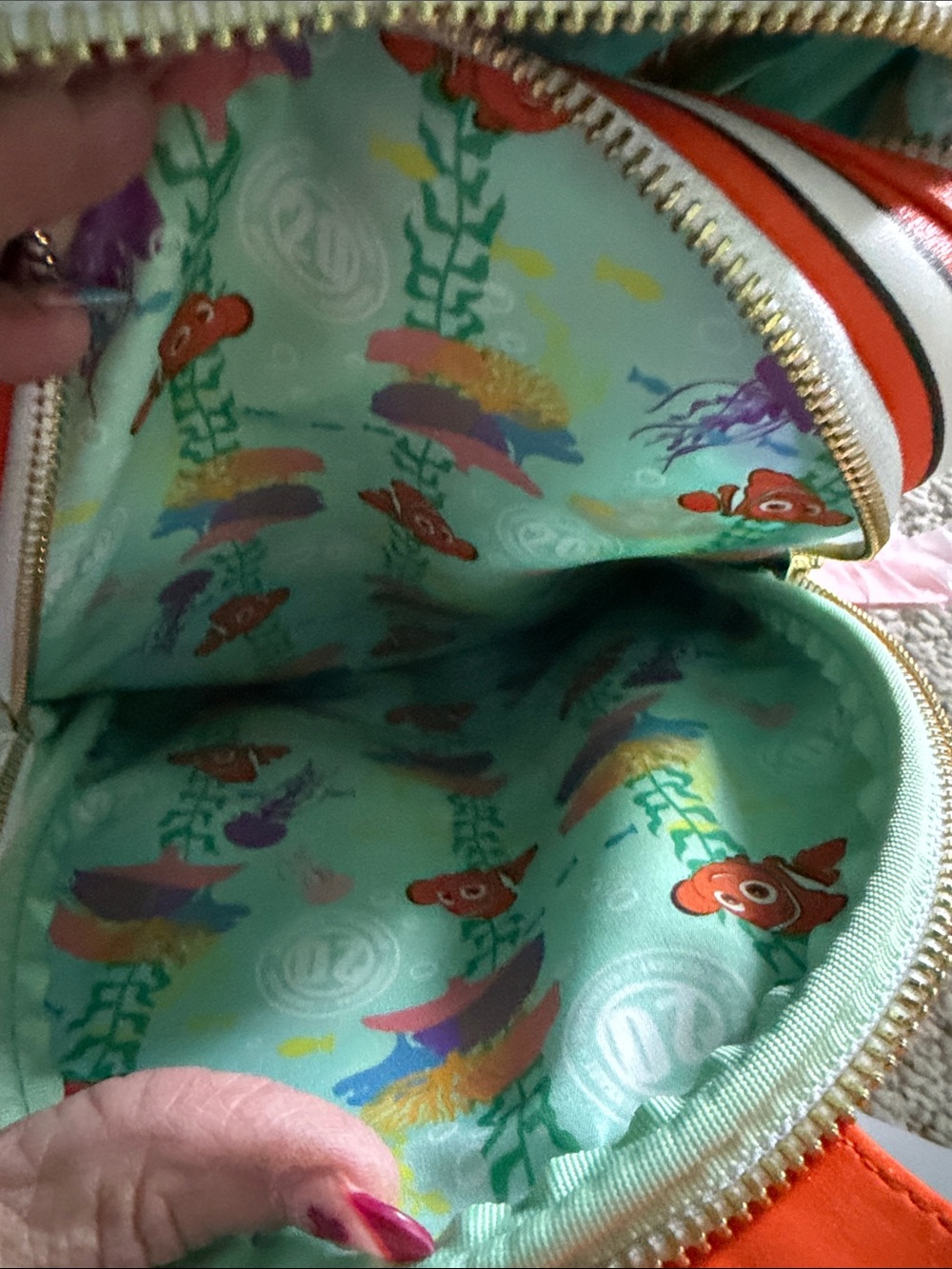 Loungefly Finding Nemo Backpack - Picture 10 of 10